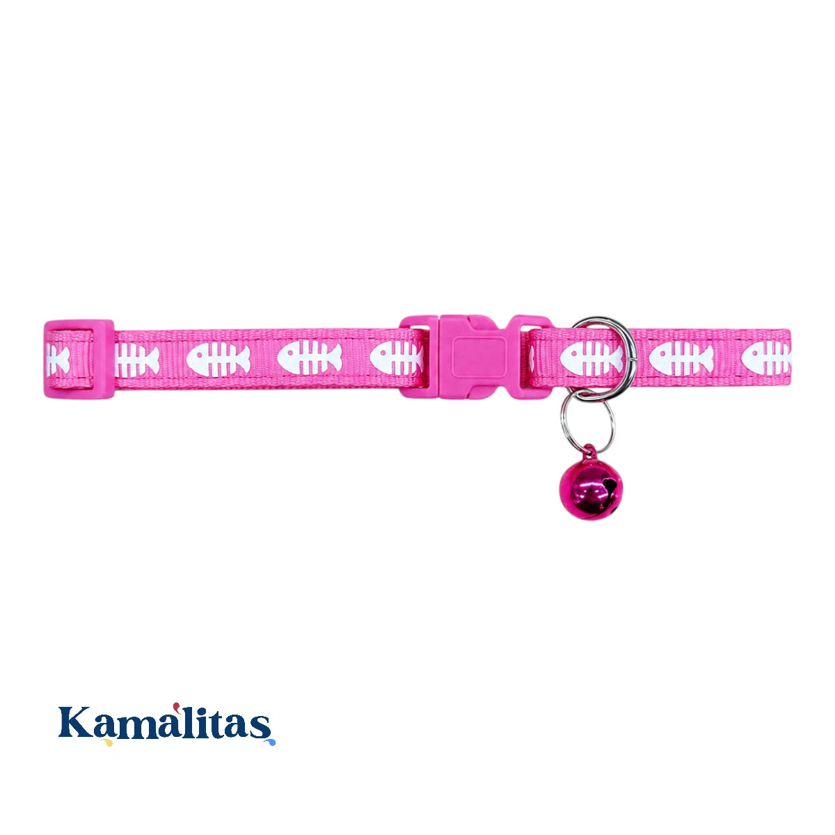 Collar ajustable rosa de nylon con diseño de pescados blancos para gato y perros pequeños, con cascabel rosa y broche de liberación rápida, disponible en Kamalitas.