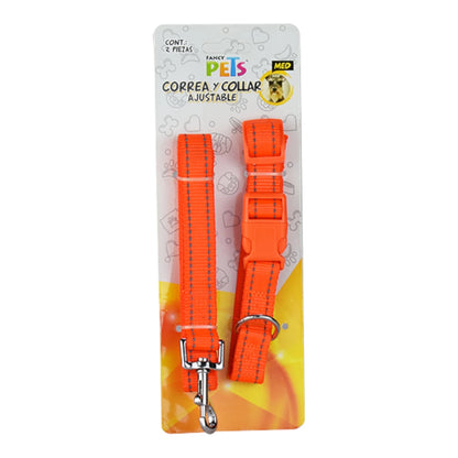 Empaque del set de collar y correa ajustable talla mediana en color naranja vibrante, con ganchos metálicos y material de nylon duradero.