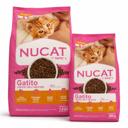 Bolsas de alimento Nucat para gatitos menores de un año en presentaciones de 900 g y 1.8 kg.