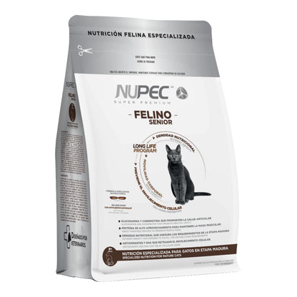 Empaque de alimento seco Nupec Felino Senior para gatos adultos en etapa madura con beneficios de antienvejecimiento celular.