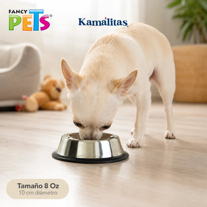 Plato de acero inoxidable Fancy Pets de 8 oz, ideal para servir alimento o agua a perros pequeños gracias a su base antiderrapante.