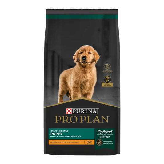 Saco de alimento Pro Plan cachorro razas medianas con pollo y tecnología OptiStart para crecimiento y defensas.