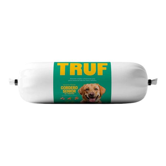 Empaque del alimento horneado de cordero TRUF para perros senior 500g con textura suave y húmeda