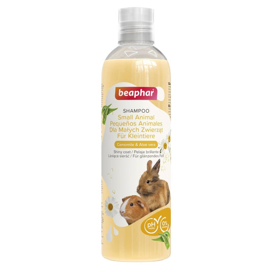 Envase del shampoo Beaphar para pequeños mamíferos con fórmula suave y aroma fresco