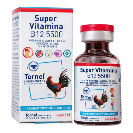 Caja y frasco ampolla de 5ml de Super Vitamina B12 5500 Tornel, reconstituynte vitamínico inyectable para uso veterinario, mostrando un gallo de pelea.